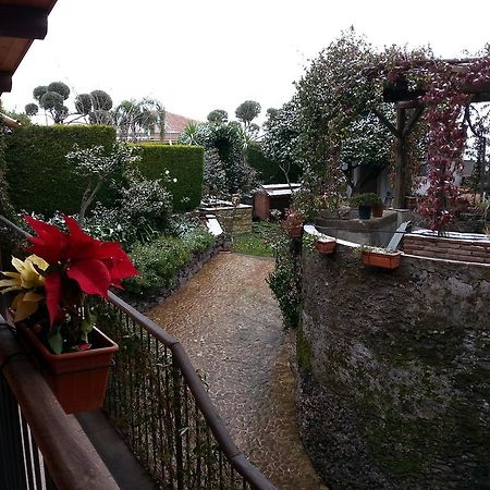Etma Acomodação com café da manhã SantʼAlfio Exterior foto