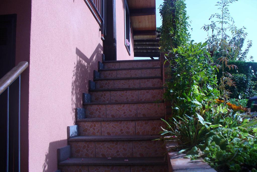 Etma Acomodação com café da manhã SantʼAlfio Exterior foto